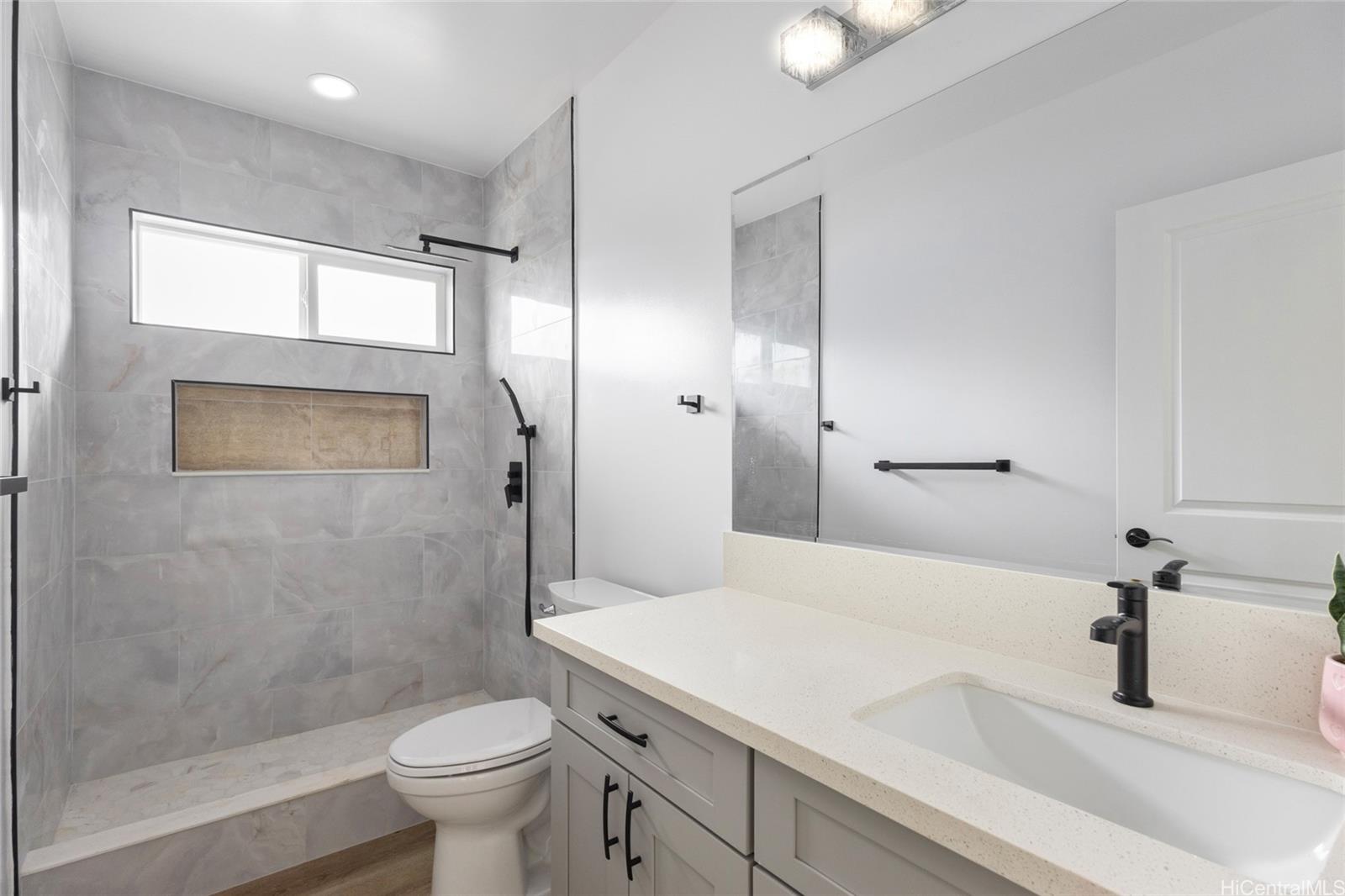 87-212  Mikana Street Maili, Leeward home - photo 15 of 23