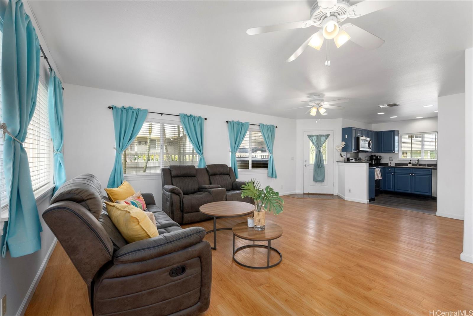 87-2121  Pakeke Street Maili, Leeward home - photo 2 of 25