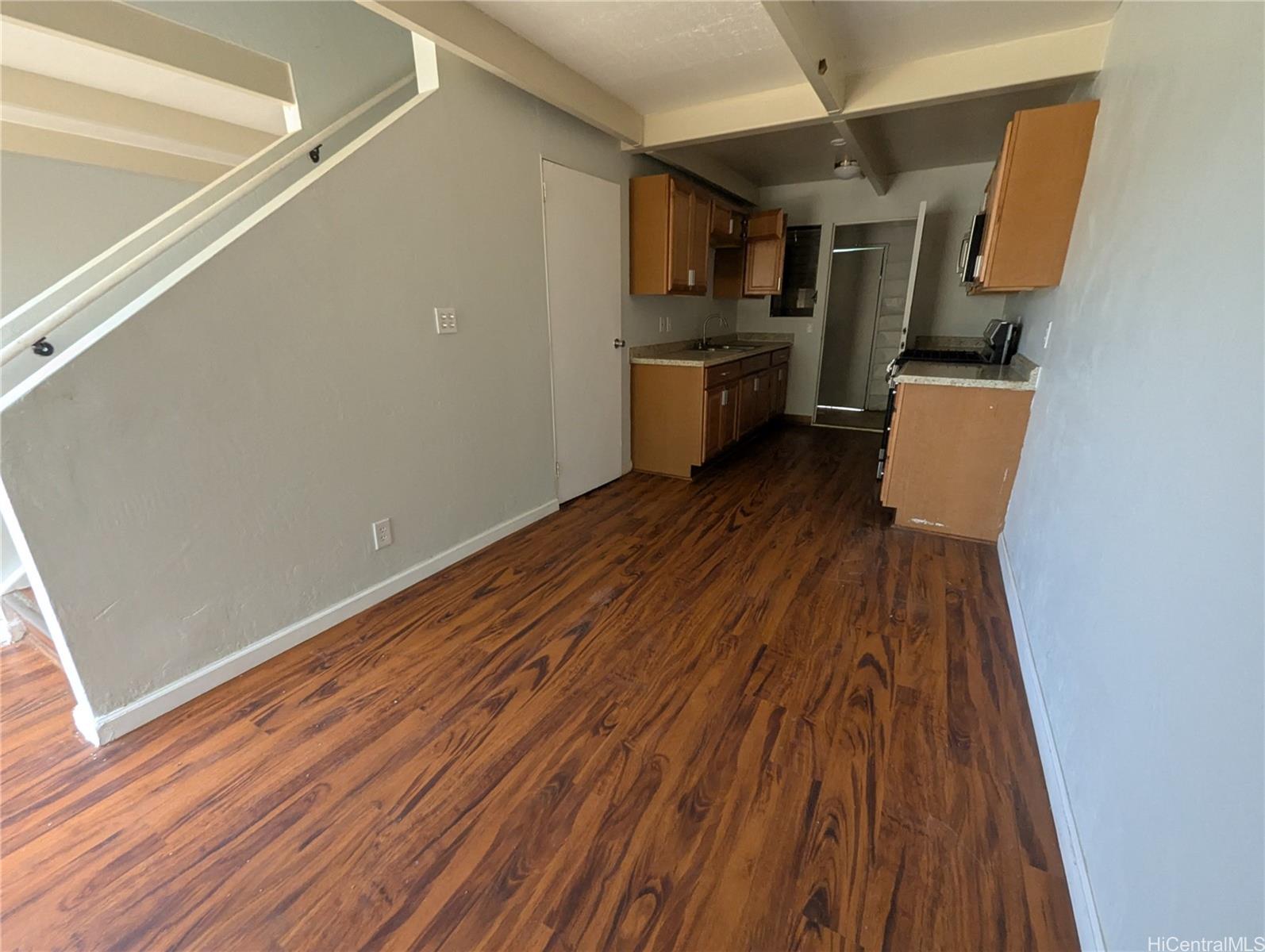 Puu Heleakala townhouse # 8, Waianae, Hawaii - photo 2 of 13