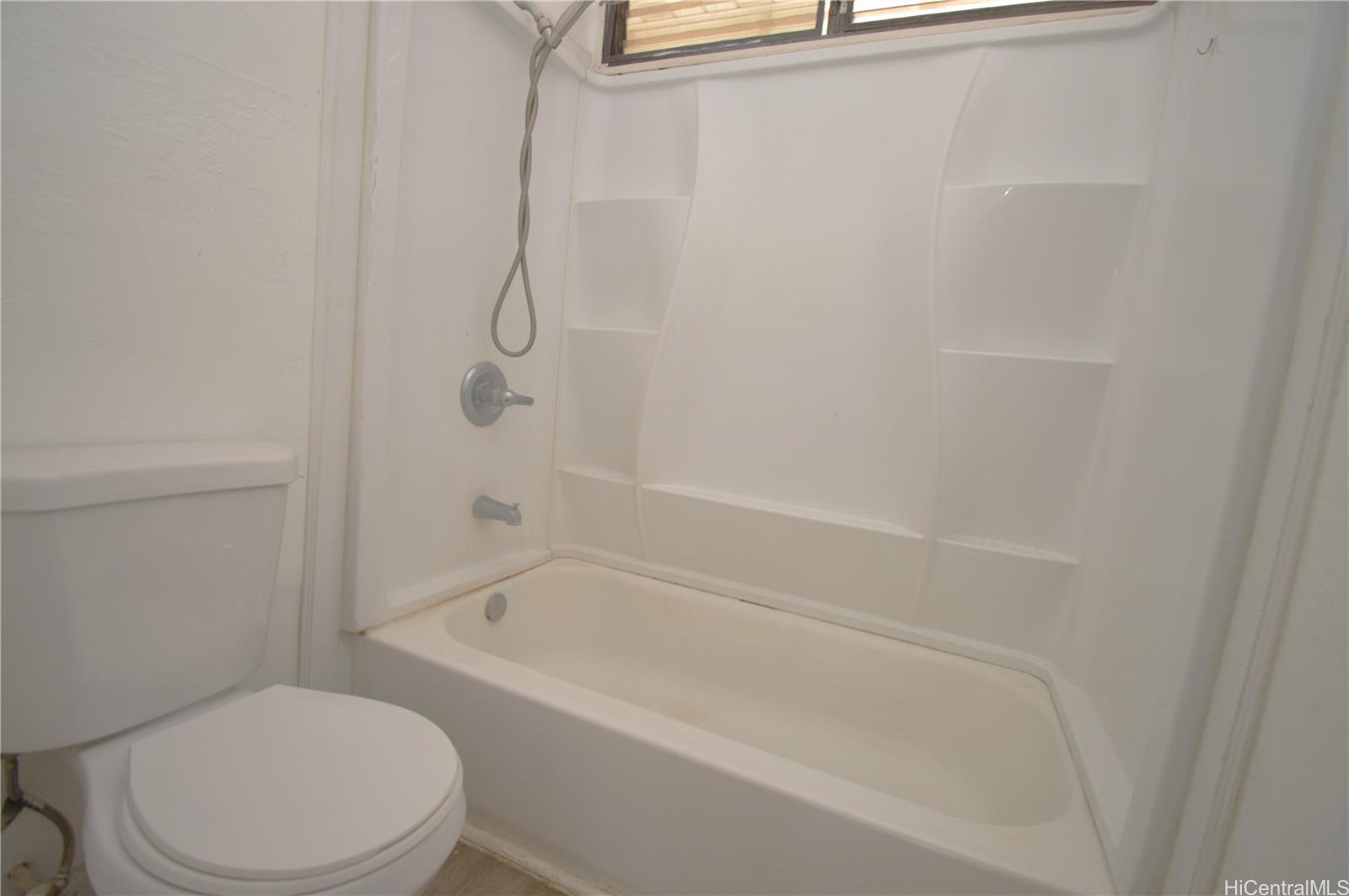Puu Heleakala townhouse # 7, Waianae, Hawaii - photo 16 of 21