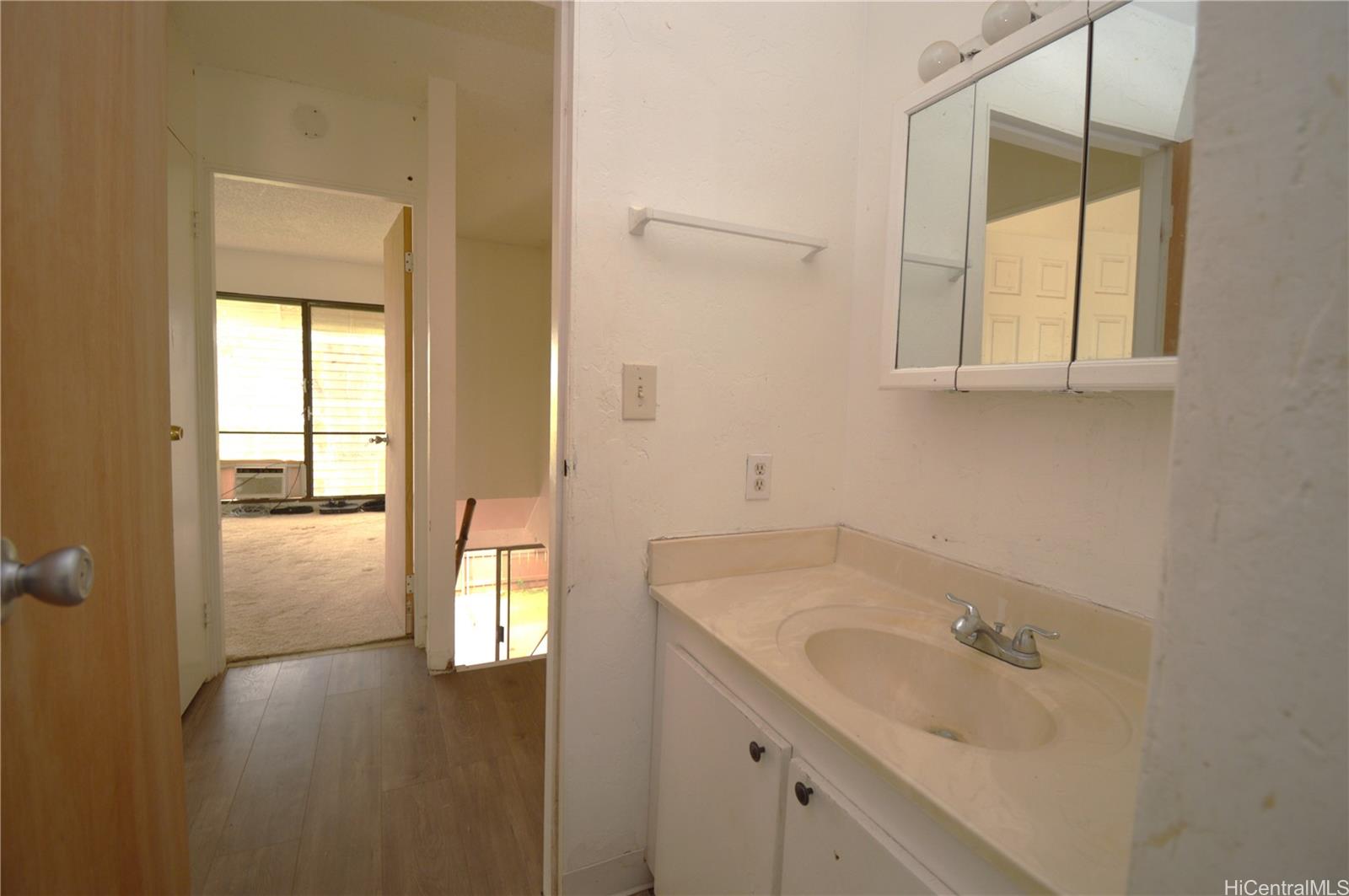 Puu Heleakala townhouse # 7, Waianae, Hawaii - photo 17 of 21