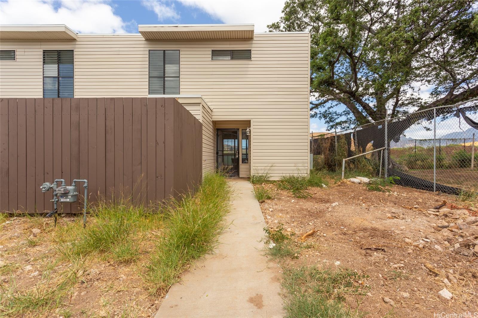 87-2142 Helelua Place townhouse # 6, Waianae, Hawaii - photo 11 of 19