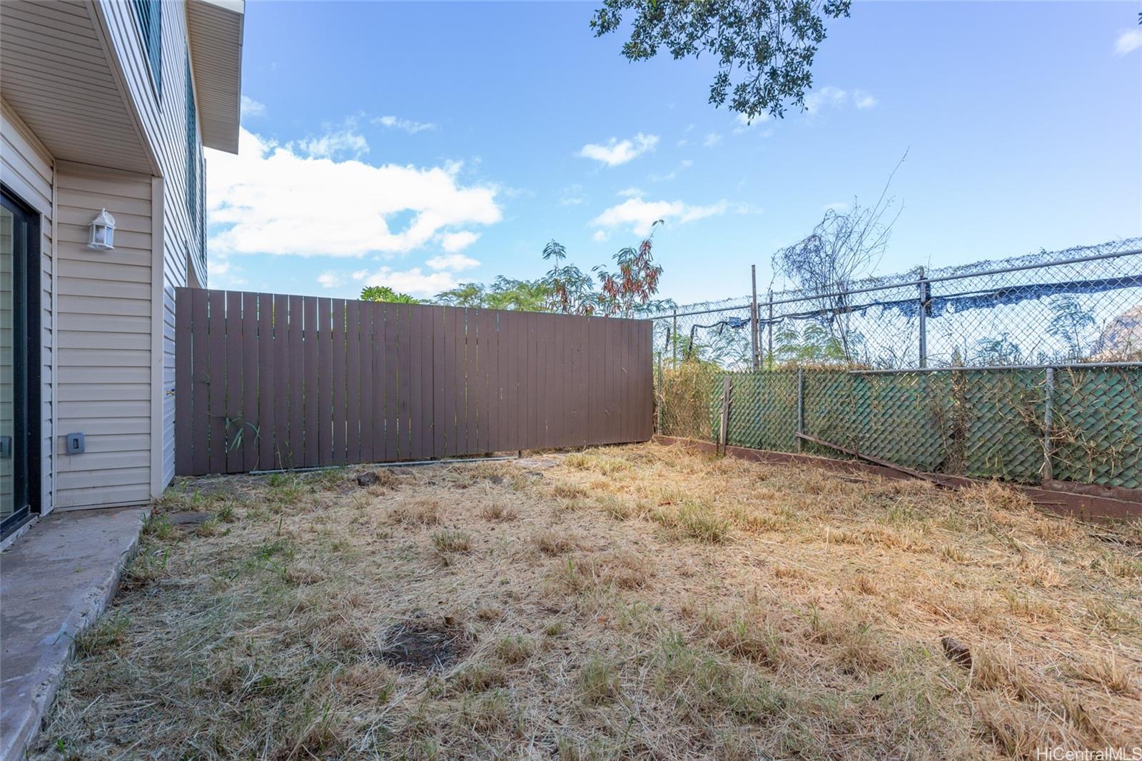 87-2142 Helelua Place townhouse # 6, Waianae, Hawaii - photo 14 of 19