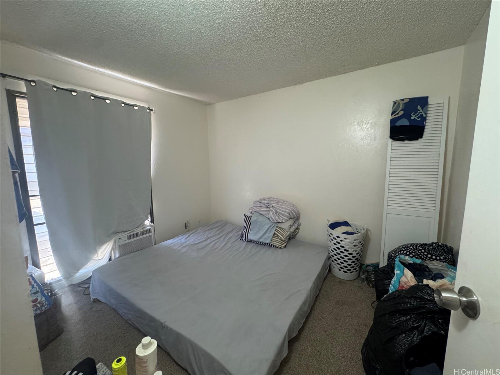 Puu Haleakala Association townhouse # 4, Waianae, Hawaii - photo 6 of 13