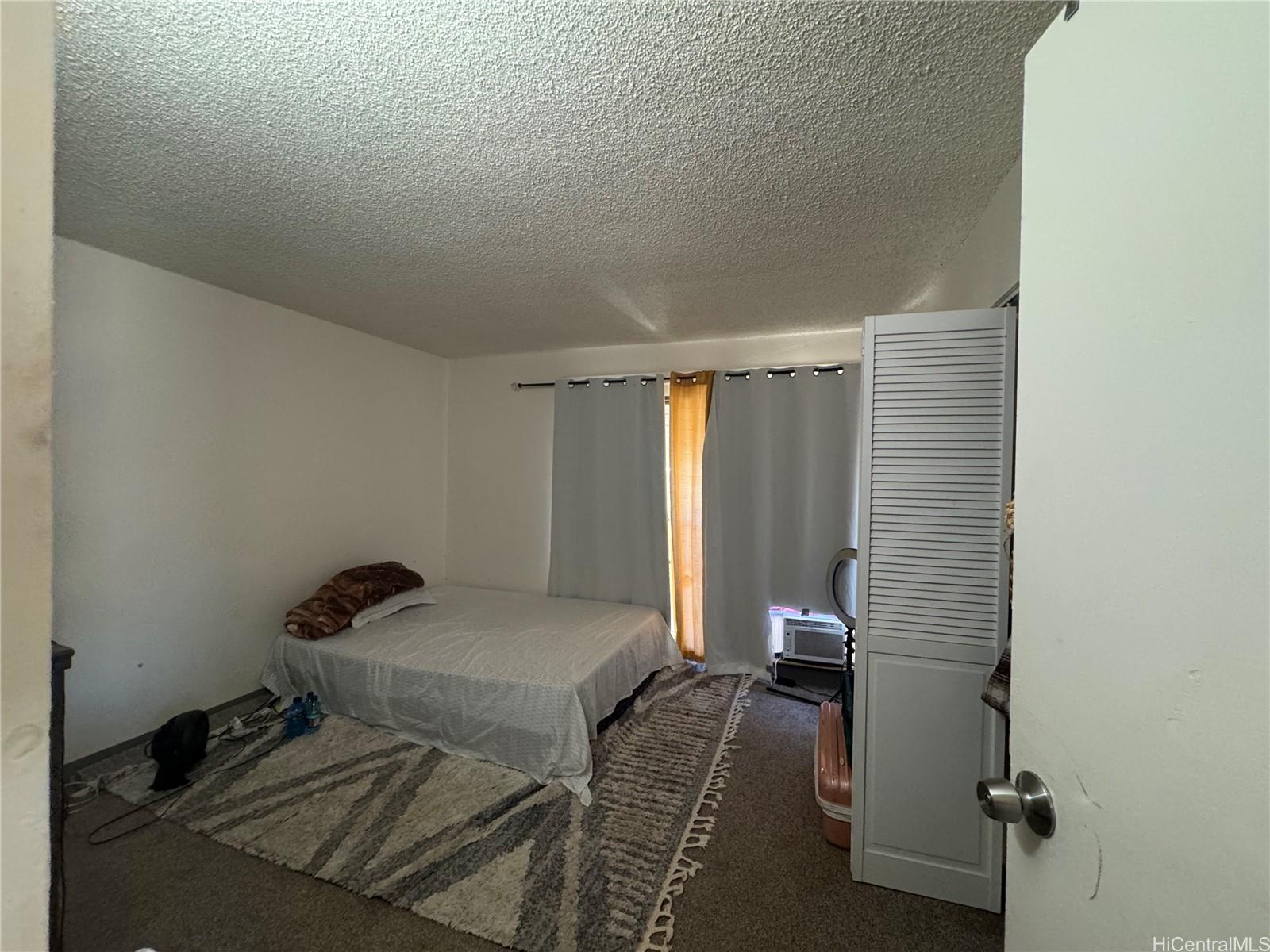 Puu Haleakala Association townhouse # 4, Waianae, Hawaii - photo 7 of 13