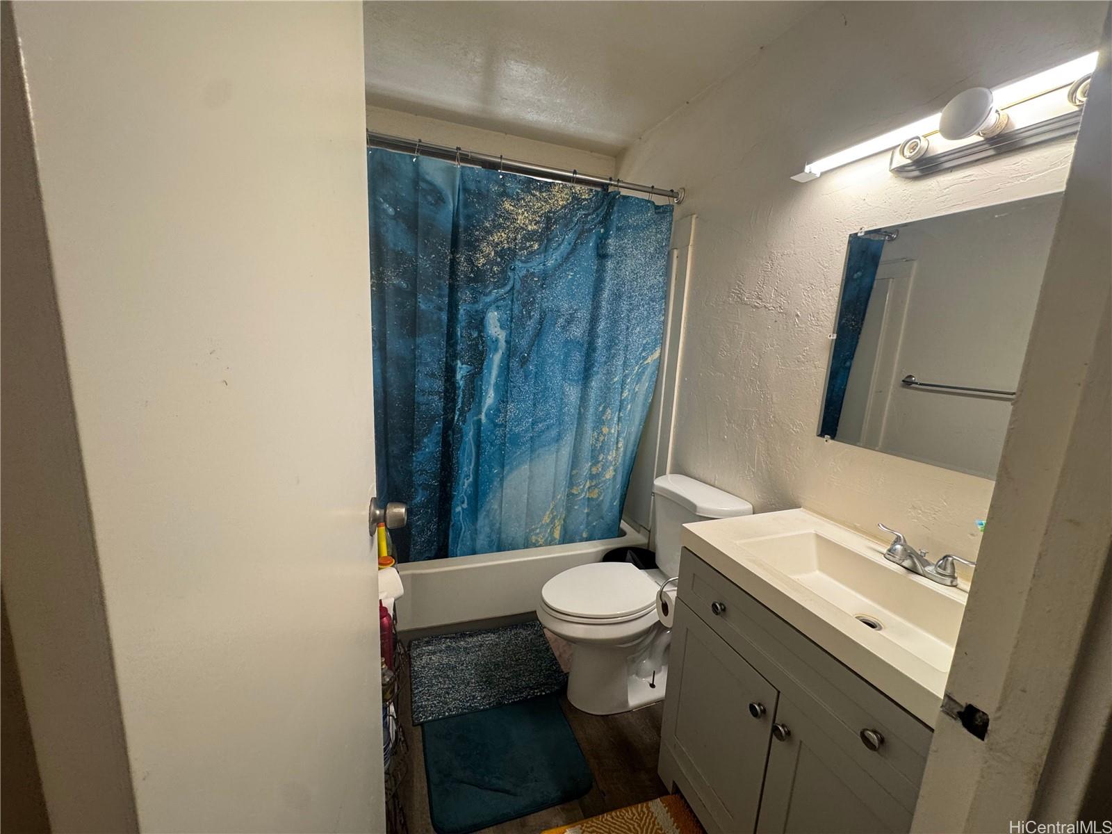 Puu Haleakala Association townhouse # 4, Waianae, Hawaii - photo 9 of 13