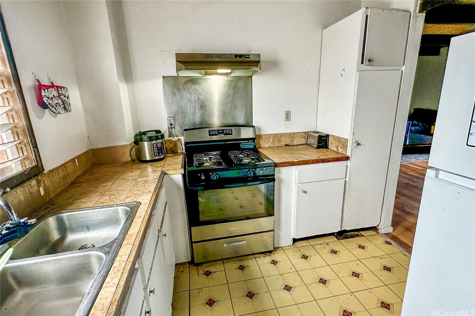 Puu Heleakala condo # 1, Waianae, Hawaii - photo 13 of 15