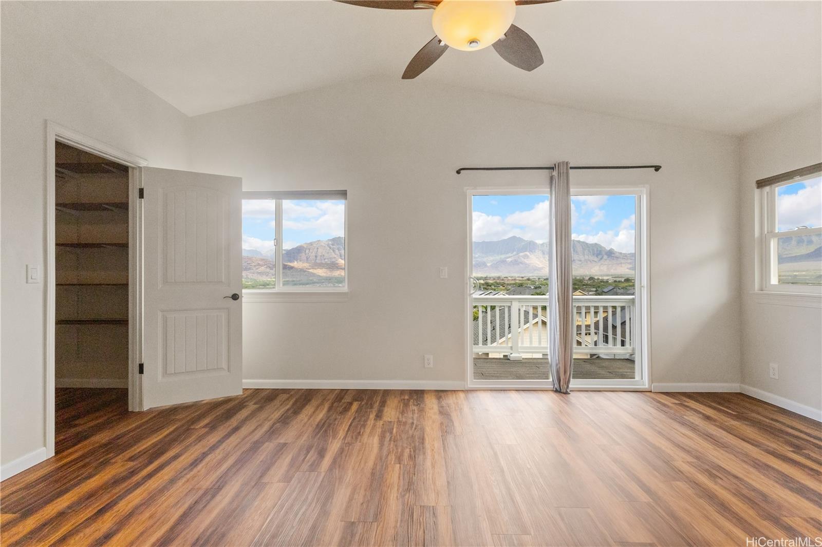 87-2229  Pakeke Street Maili, Leeward home - photo 11 of 25