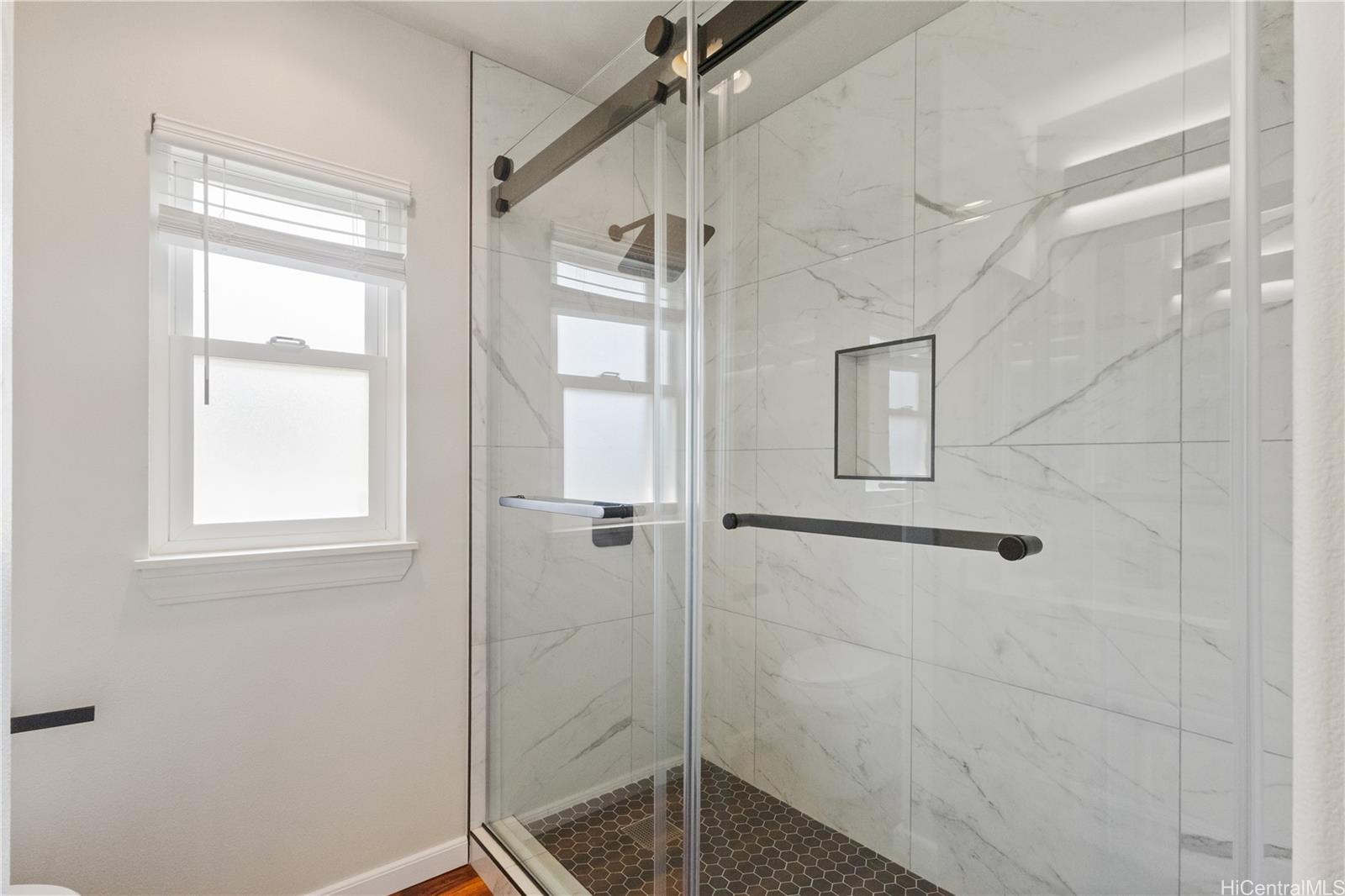 87-2229  Pakeke Street Maili, Leeward home - photo 17 of 25