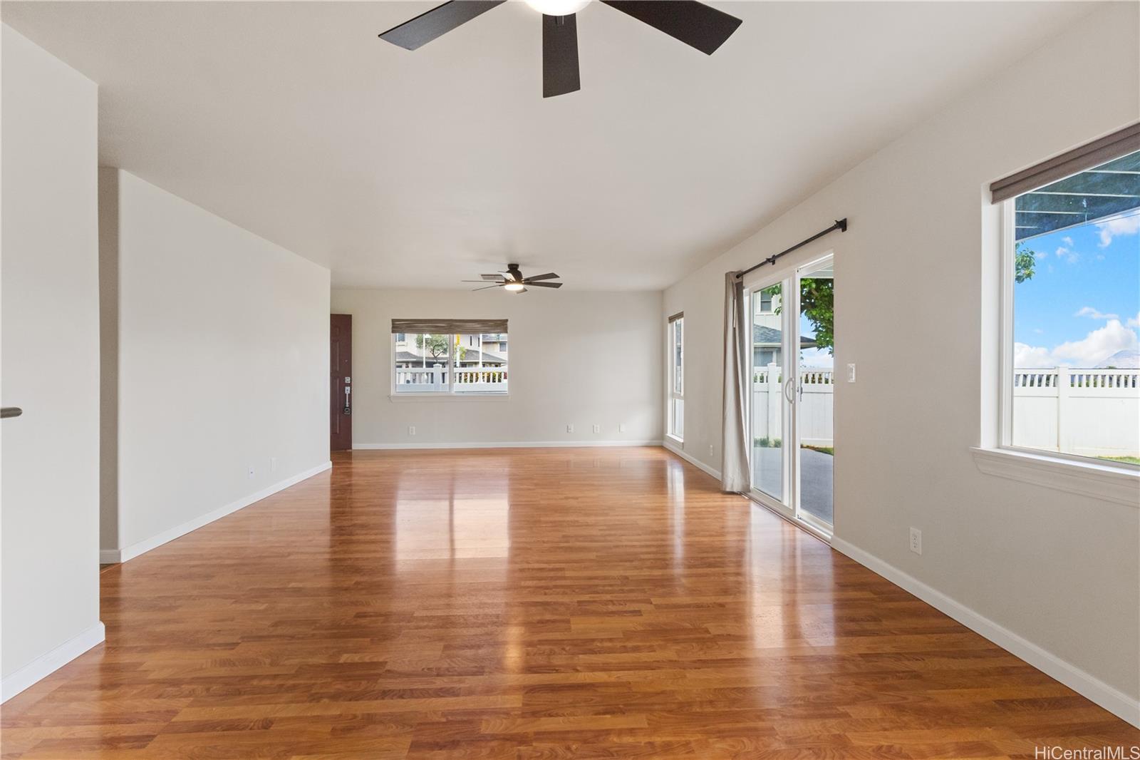 87-2229  Pakeke Street Maili, Leeward home - photo 7 of 25