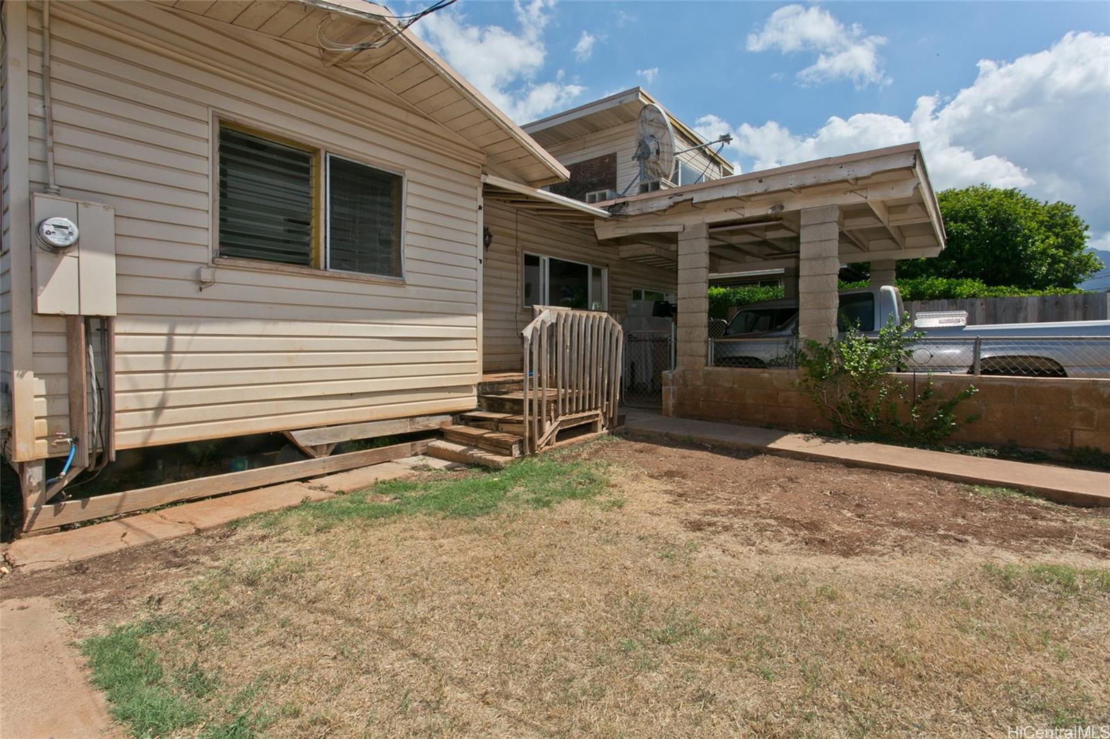 87-224  Laulele Street Maili, Leeward home - photo 2 of 22