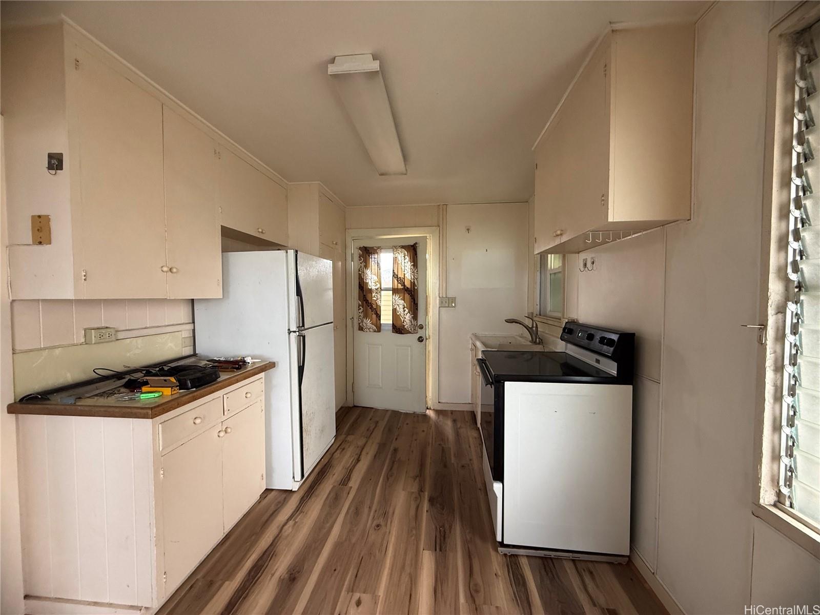 87-238 Farrington Hwy Waianae - Rental - photo 4 of 13