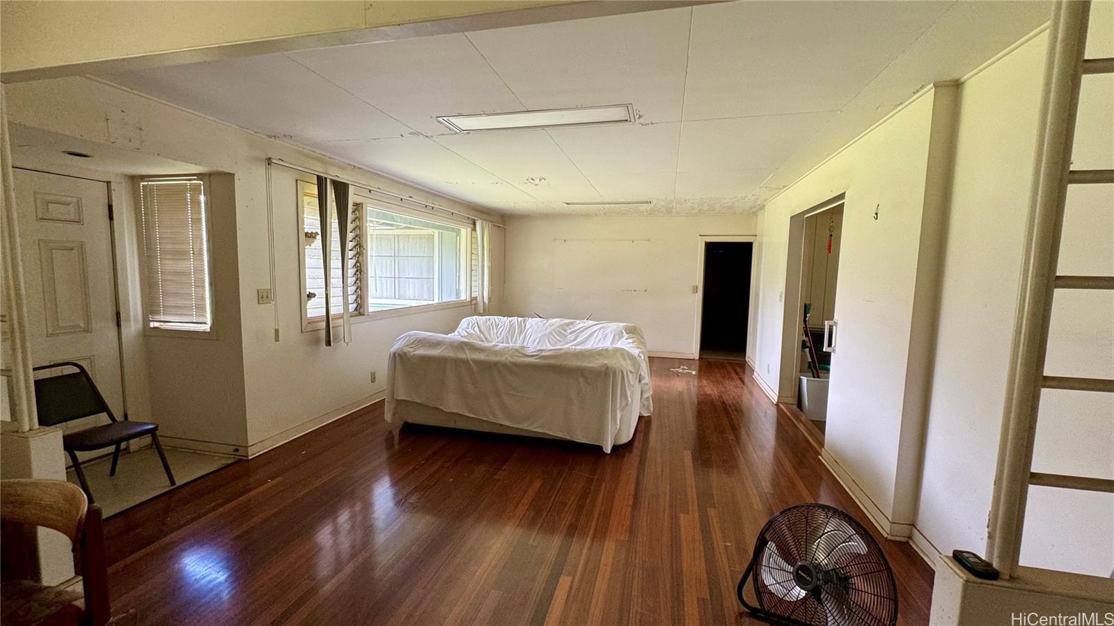 87-250  Kulaaupuni St Maili, Leeward home - photo 7 of 9