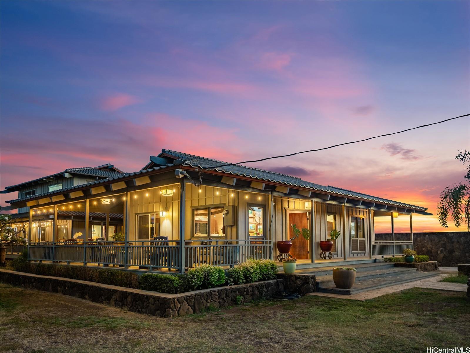 87-251  Paakea Road Maili, Leeward home - photo 3 of 25