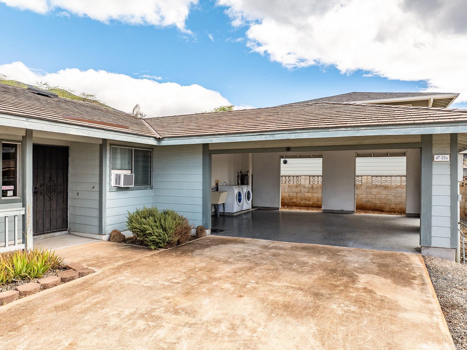 87-253  Laiku Street Maili, Leeward home - photo 23 of 25