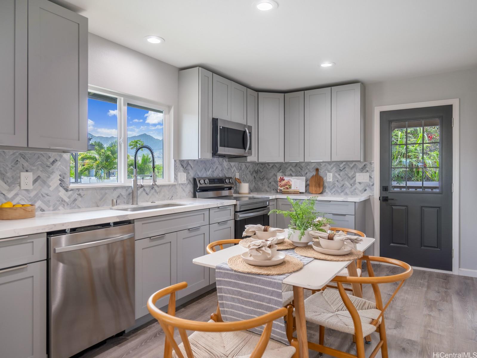 87-274  Saint Johns Road Maili, Leeward home - photo 5 of 25