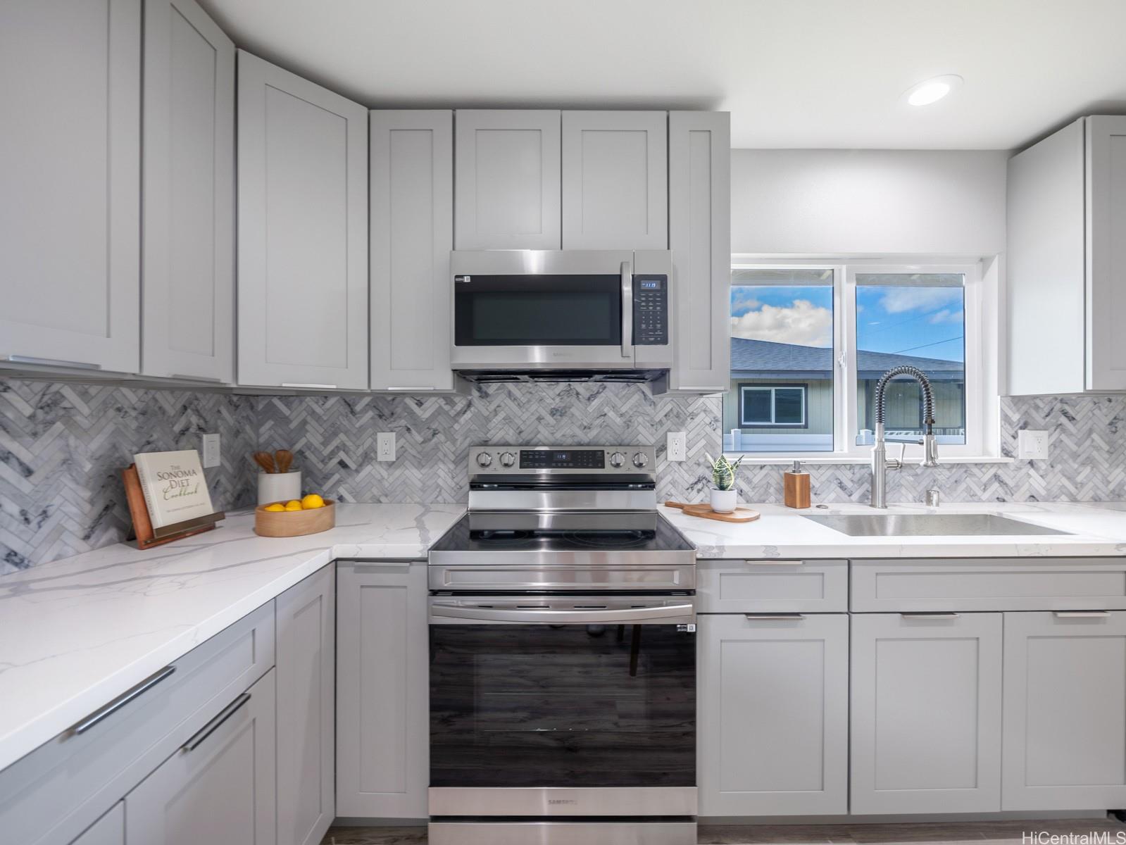 87-274  St Johns Road Maili, Leeward home - photo 8 of 25