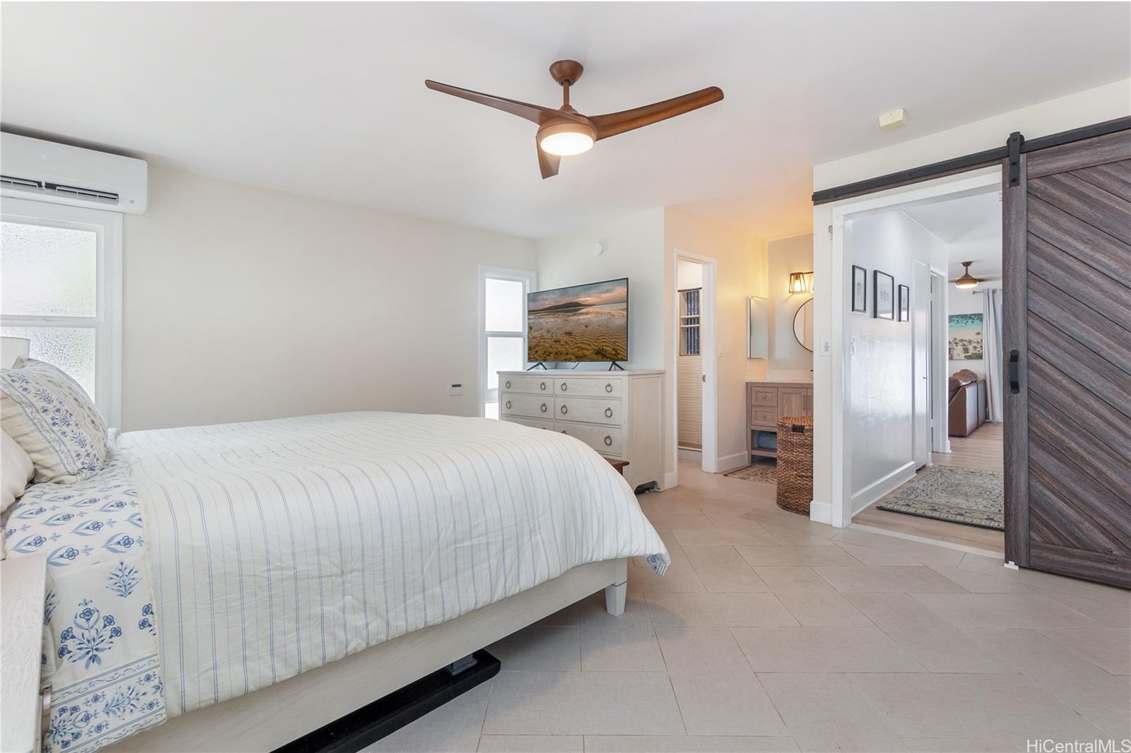 873  Hahaione Street Hahaione-upper, Hawaii Kai home - photo 12 of 25