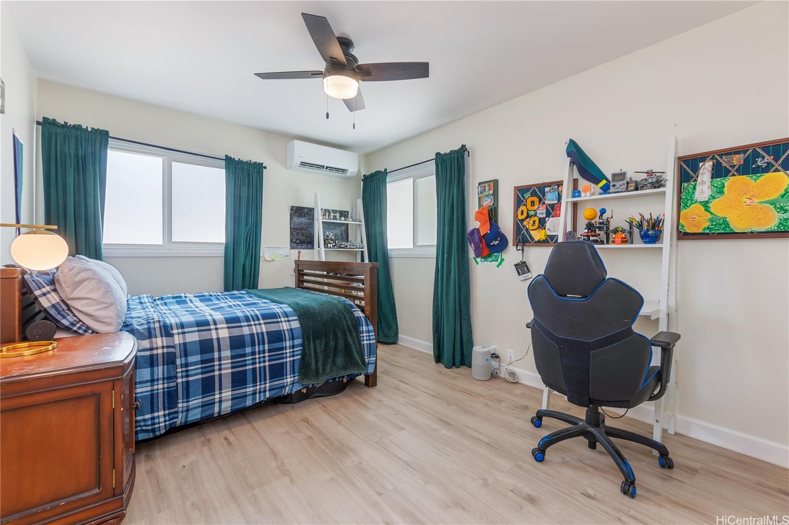 873  Hahaione Street Hahaione-upper, Hawaii Kai home - photo 16 of 25