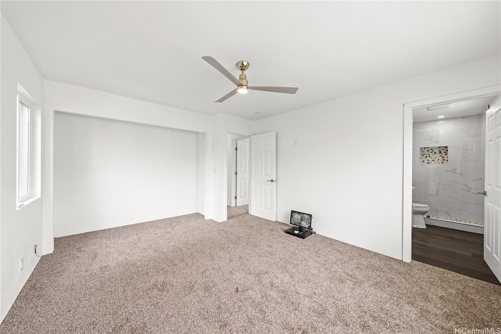 87-310  Kulawae St Maili, Leeward home - photo 13 of 23