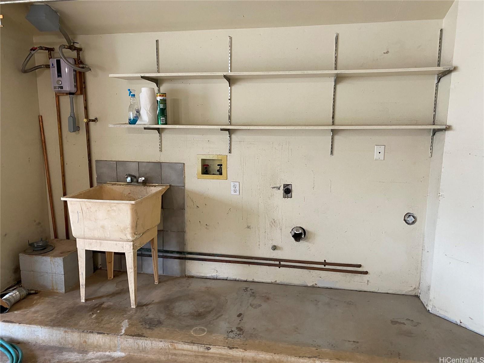 87-344  Kulahanai Street Maili, Leeward home - photo 17 of 17