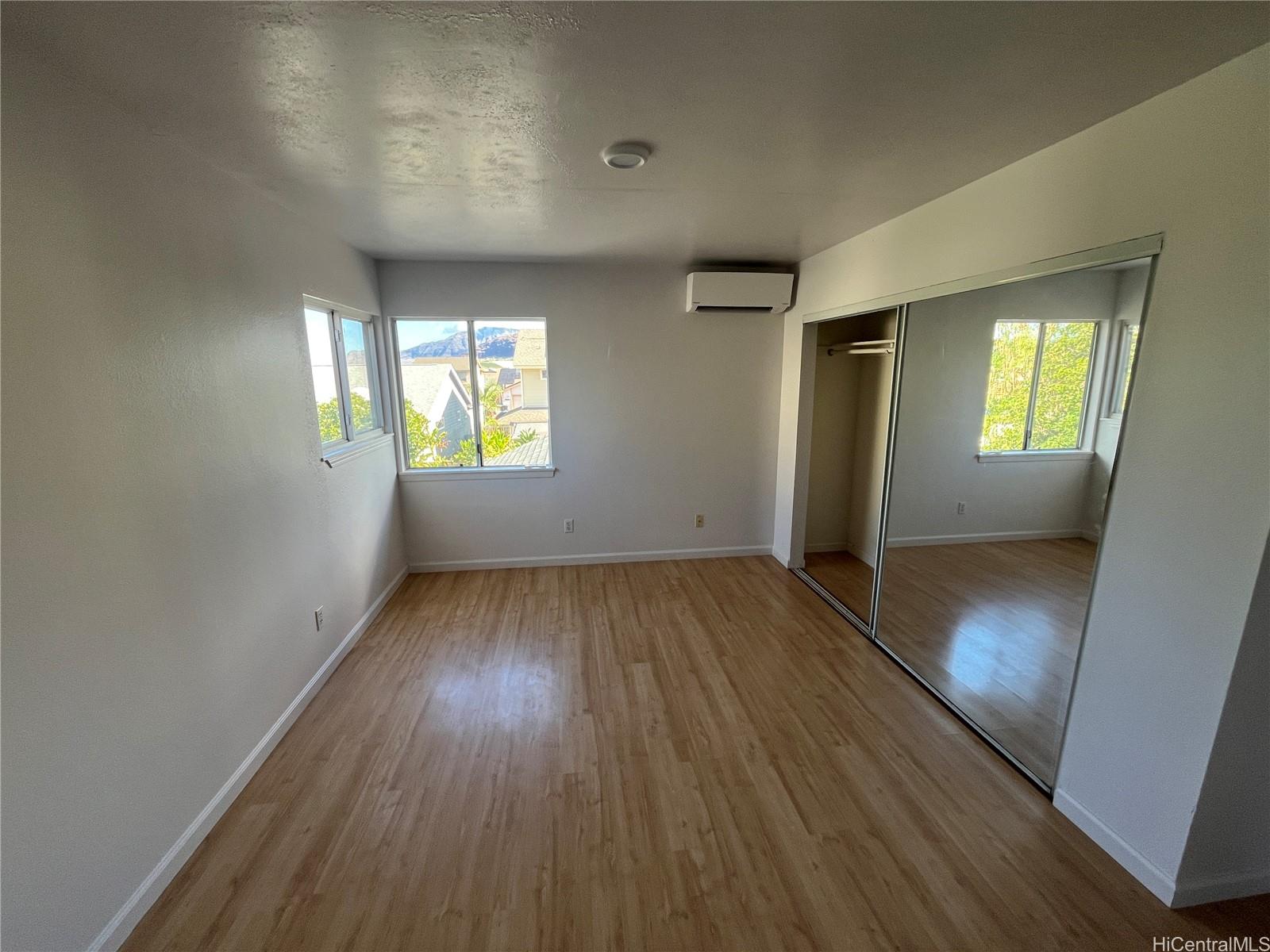 87-344  Kulahanai Street Maili, Leeward home - photo 6 of 17