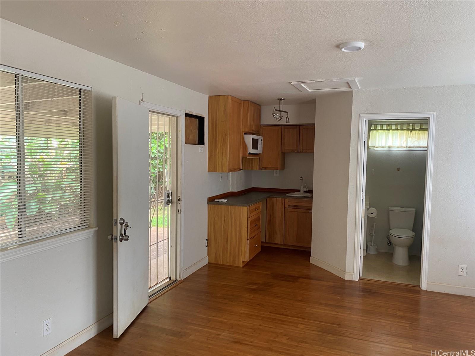 87-344  Kulahanai Street Maili, Leeward home - photo 6 of 17