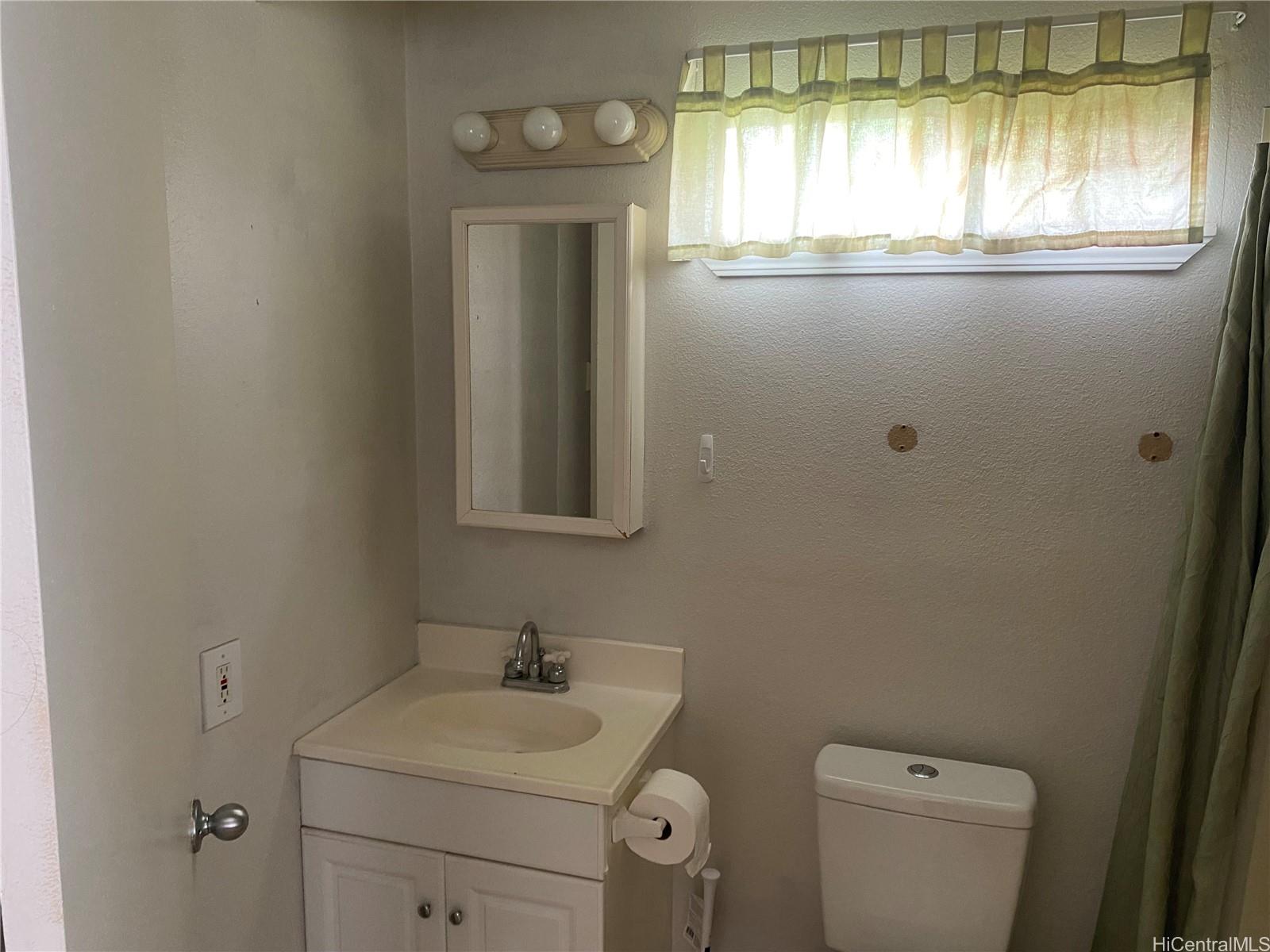 87-344  Kulahanai Street Maili, Leeward home - photo 7 of 17