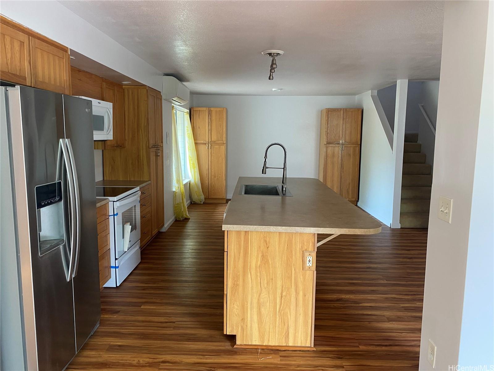 87-344  Kulahanai Street Maili, Leeward home - photo 10 of 17