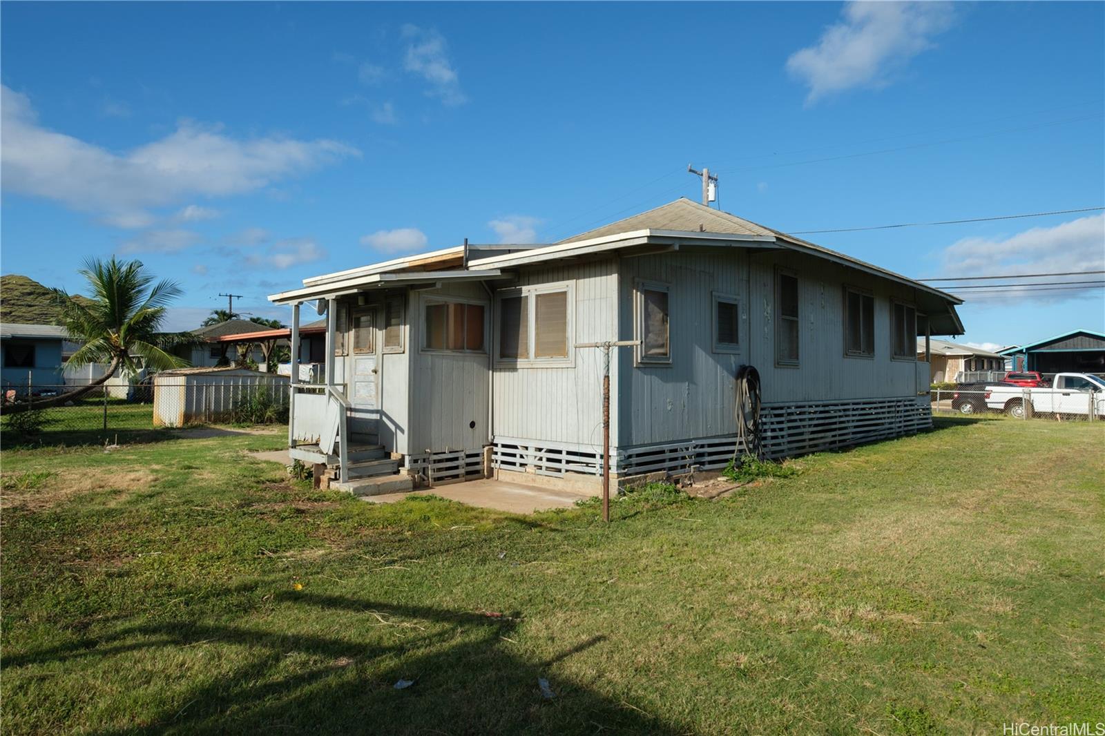 87-412  Kulaaupuni Street Maili, Leeward home - photo 5 of 16