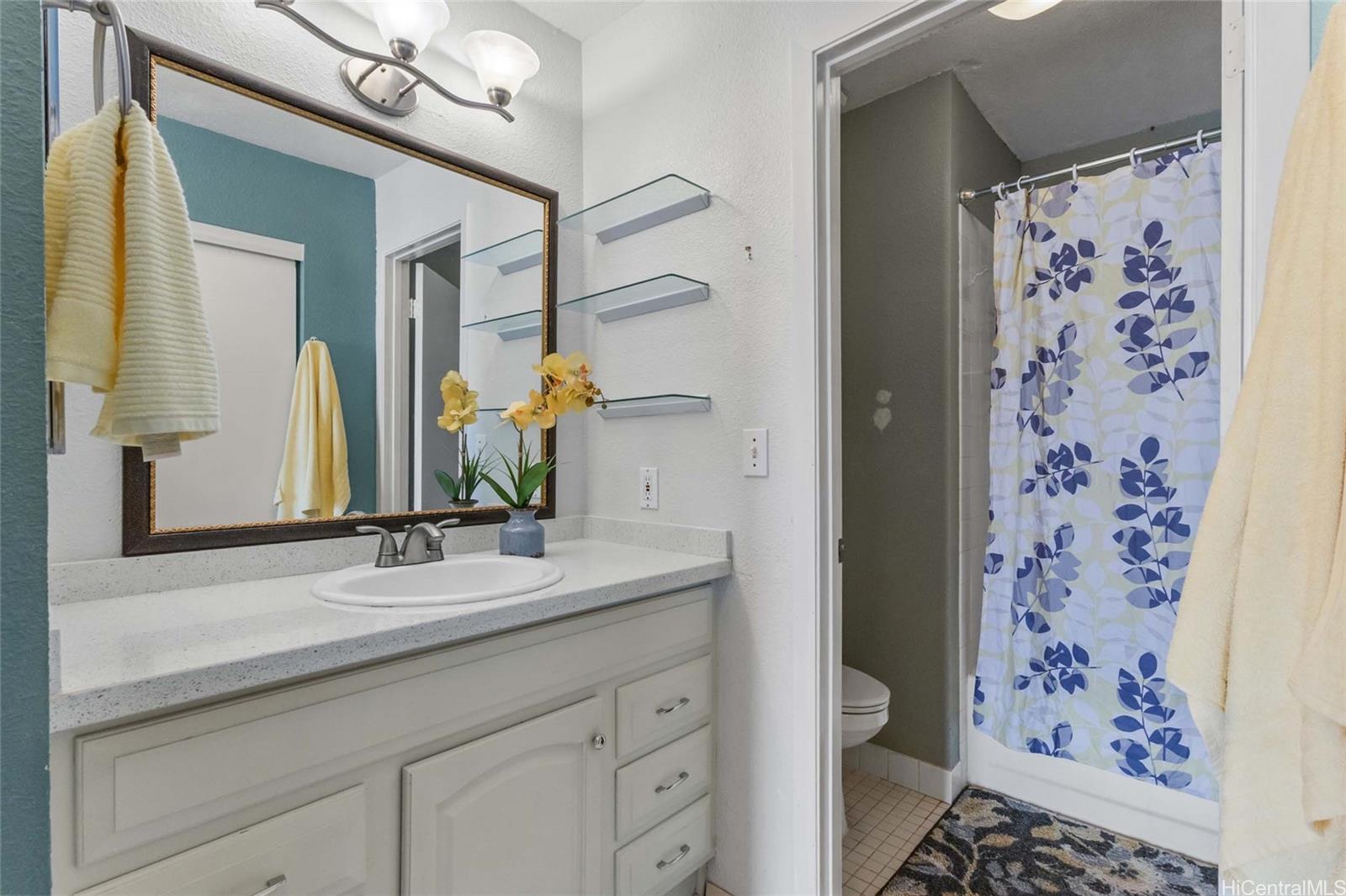 87-446  Kulahanai Street Maili, Leeward home - photo 6 of 14