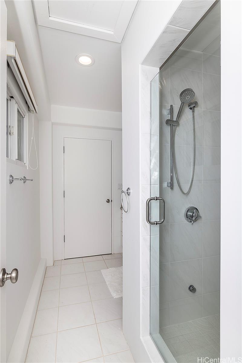 875  Ikena Circle Hawaii Loa Ridge, Diamond Head home - photo 19 of 22