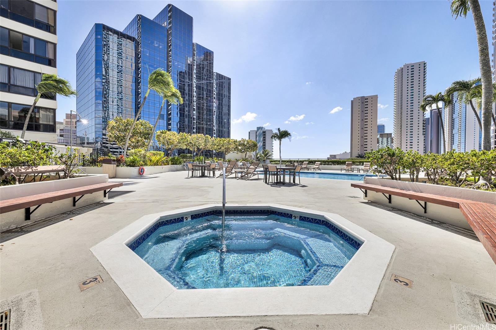 Royal Capitol Plaza condo # 1404, Honolulu, Hawaii - photo 23 of 24