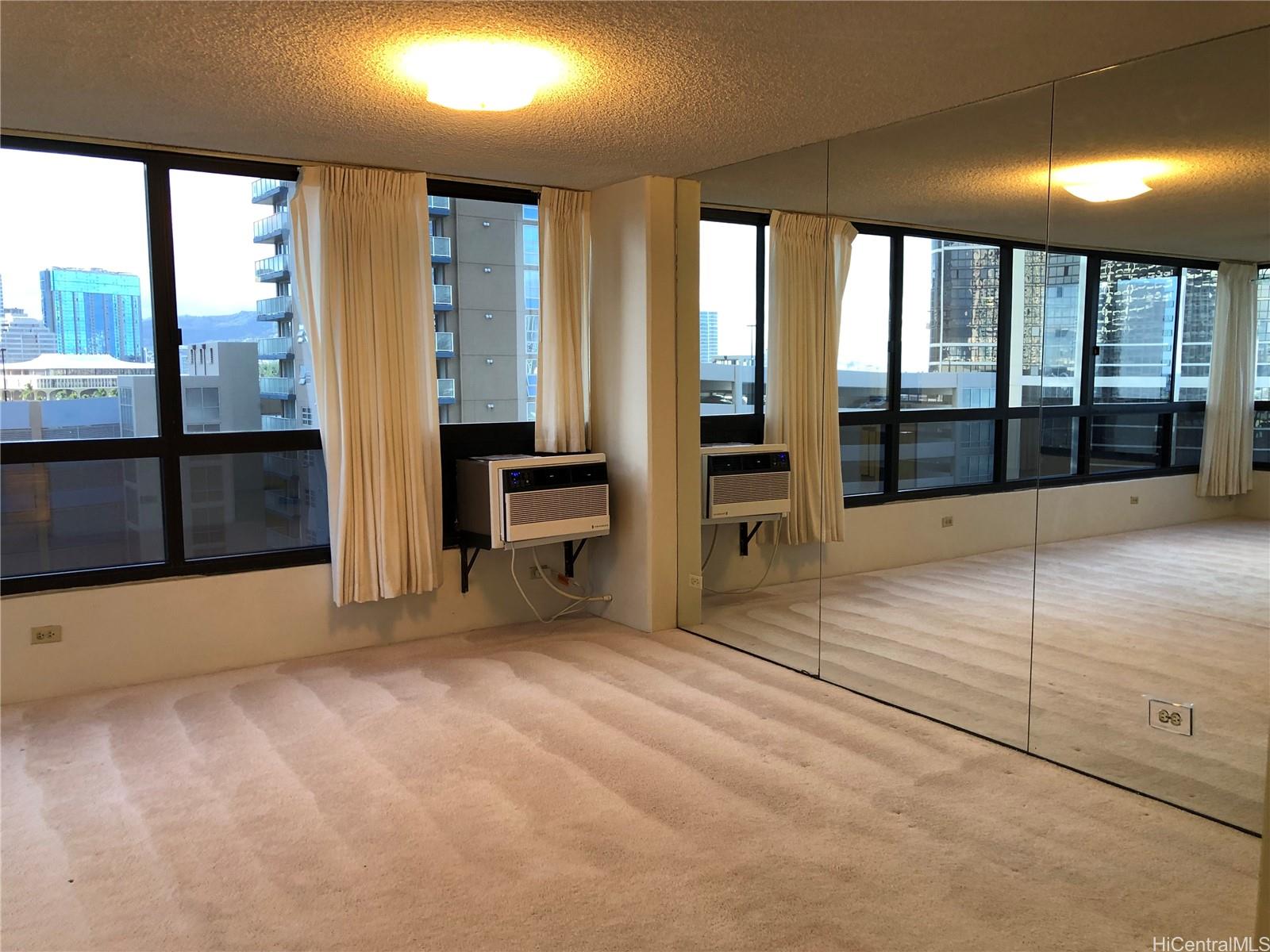 Royal Capitol Plaza condo # 1406, Honolulu, Hawaii - photo 2 of 20