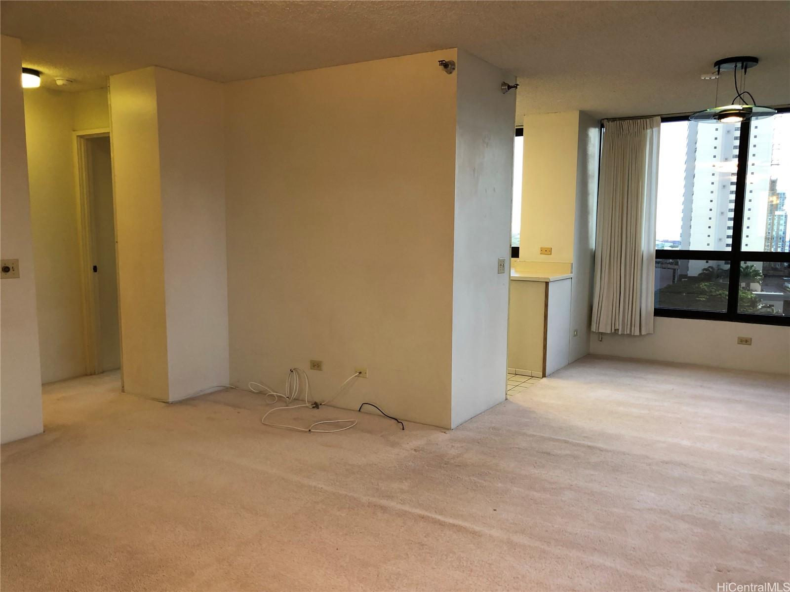 Royal Capitol Plaza condo # 1406, Honolulu, Hawaii - photo 12 of 20