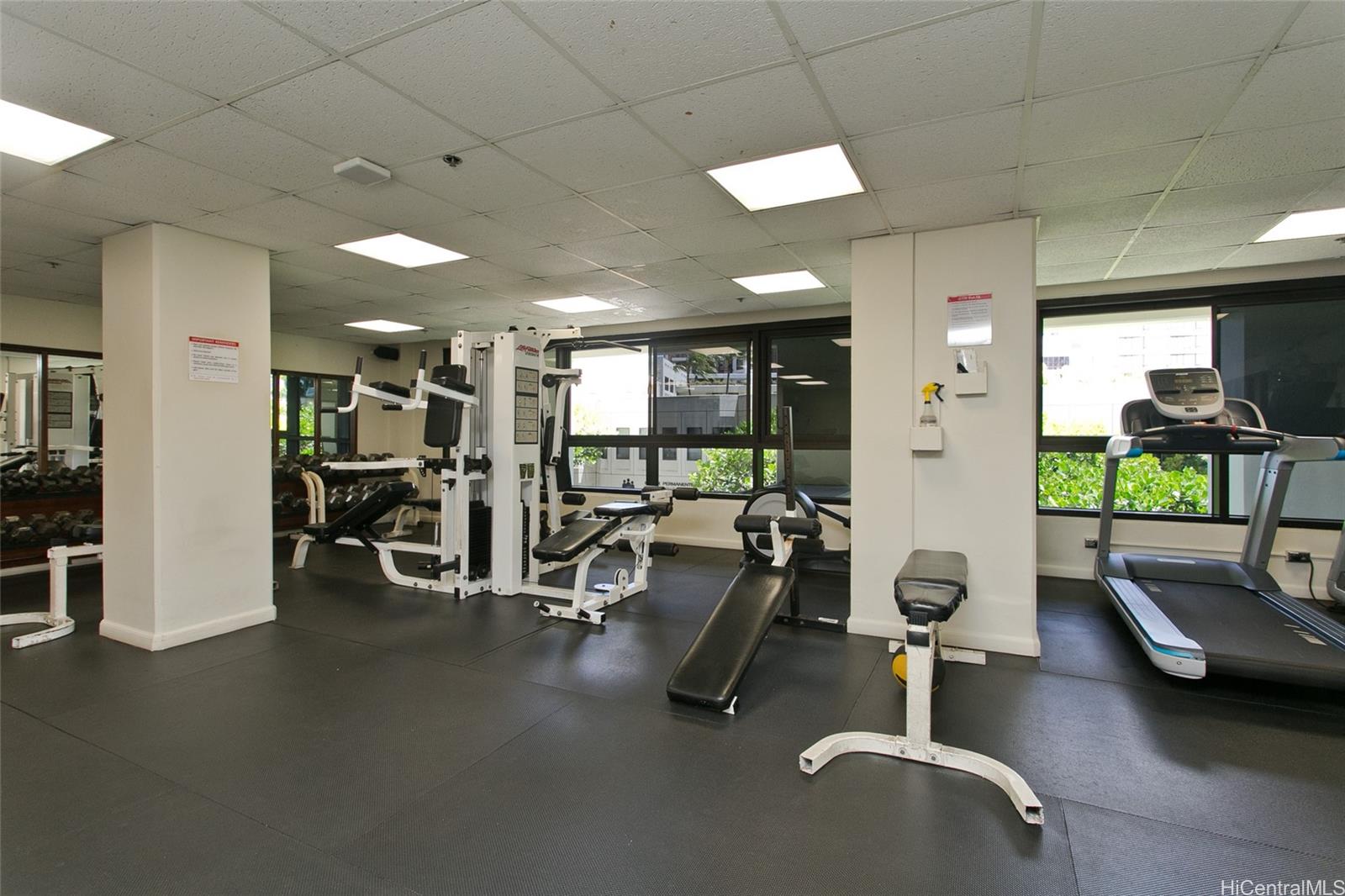 Royal Capitol Plaza condo # 2402, Honolulu, Hawaii - photo 16 of 18