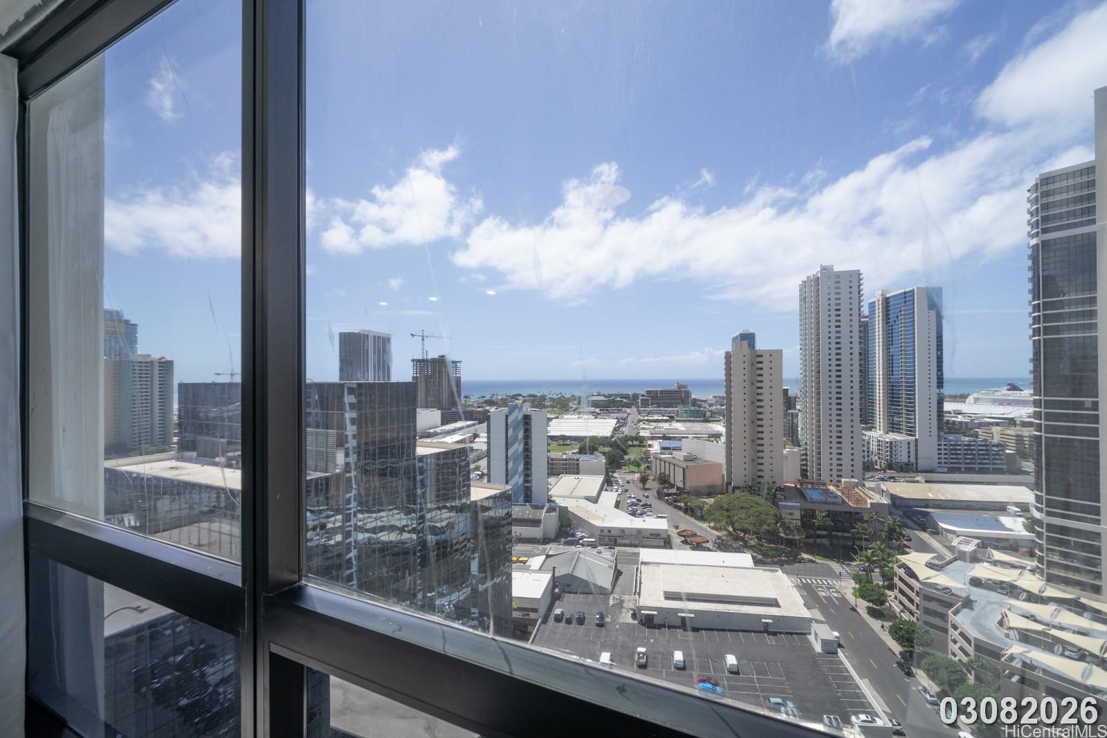 876 Curtis St Honolulu - Rental - photo 8 of 25