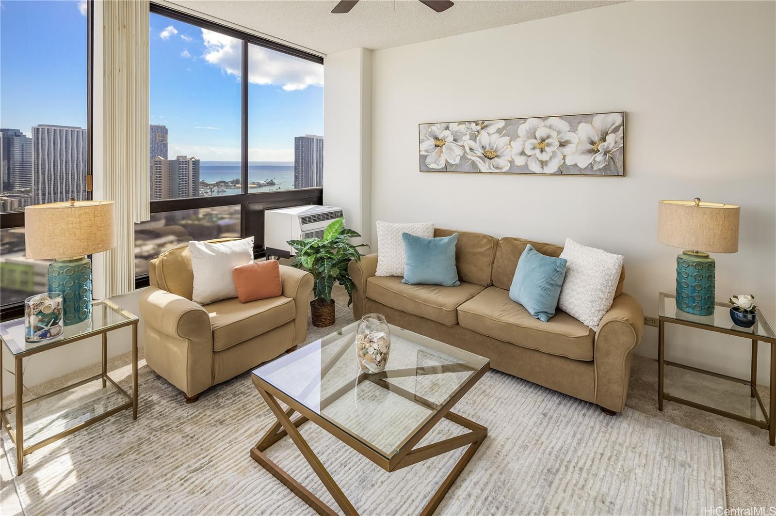 Royal Capitol Plaza condo # 3203, Honolulu, Hawaii - photo 2 of 25