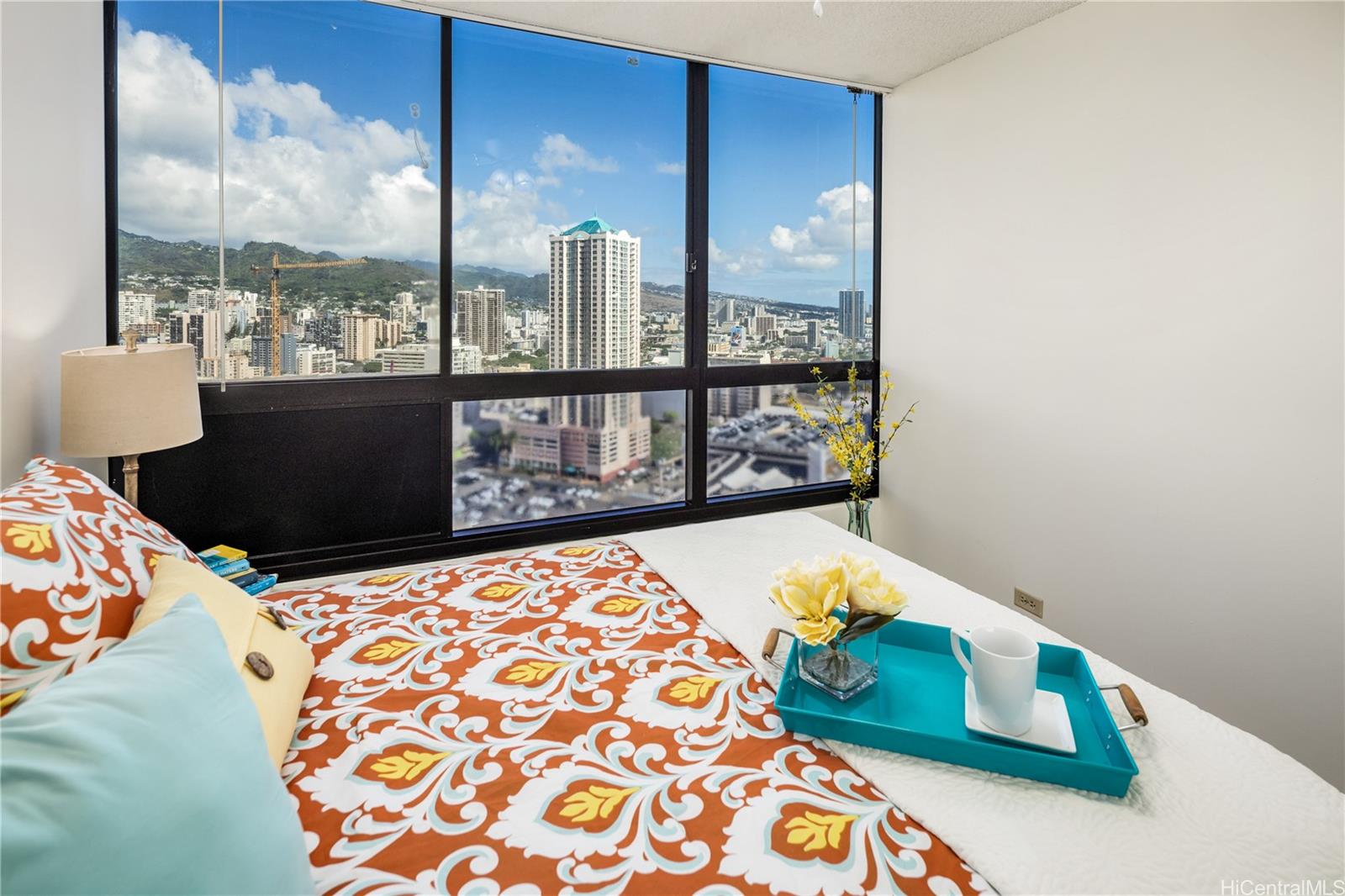 Royal Capitol Plaza condo # 3203, Honolulu, Hawaii - photo 15 of 25