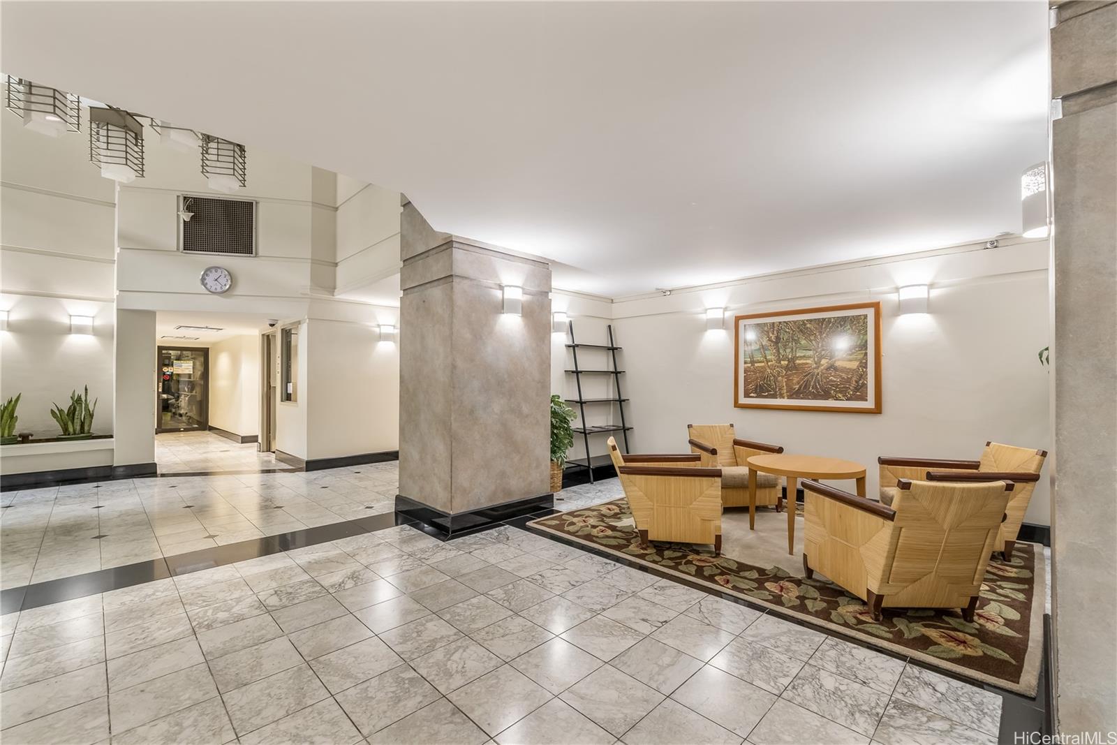 Royal Capitol Plaza condo # 3203, Honolulu, Hawaii - photo 23 of 25