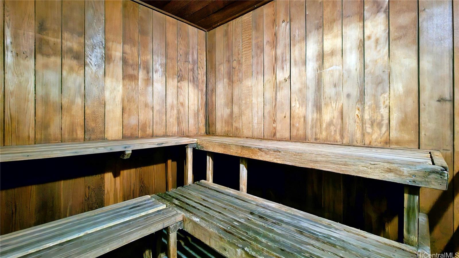 Royal Capitol Plaza condo # 4002, Honolulu, Hawaii - photo 22 of 25