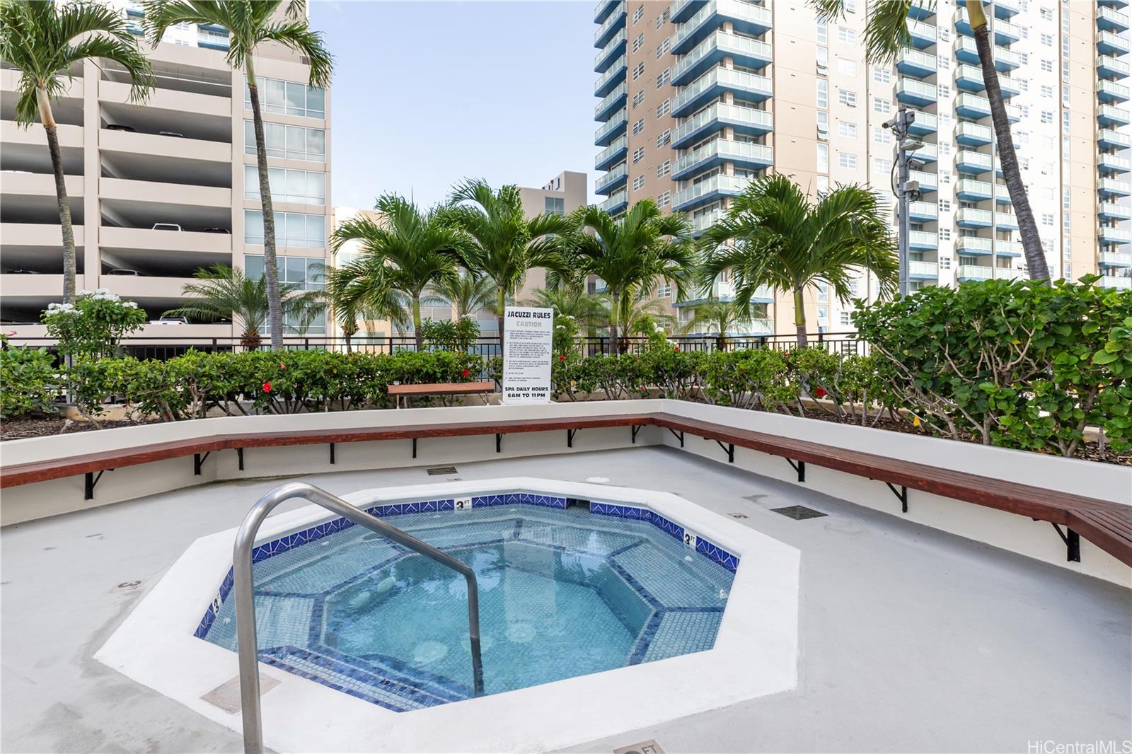 Royal Capitol Plaza condo # 603, Honolulu, Hawaii - photo 22 of 25