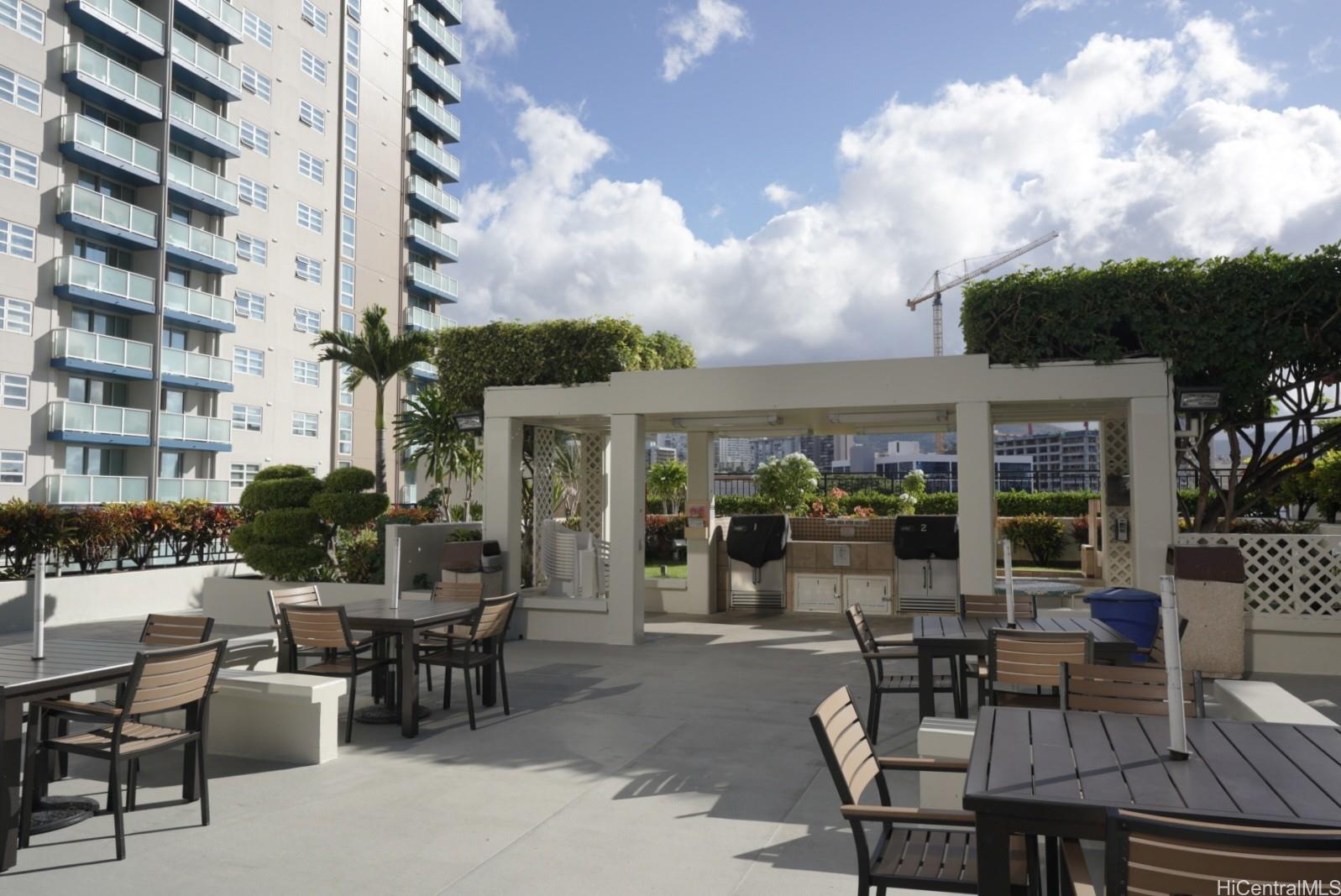 Royal Capitol Plaza condo # 603, Honolulu, Hawaii - photo 25 of 25