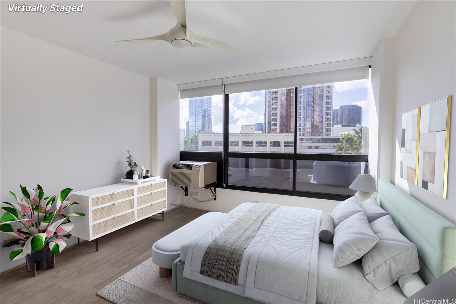 Royal Capitol Plaza condo # 603, Honolulu, Hawaii - photo 4 of 25