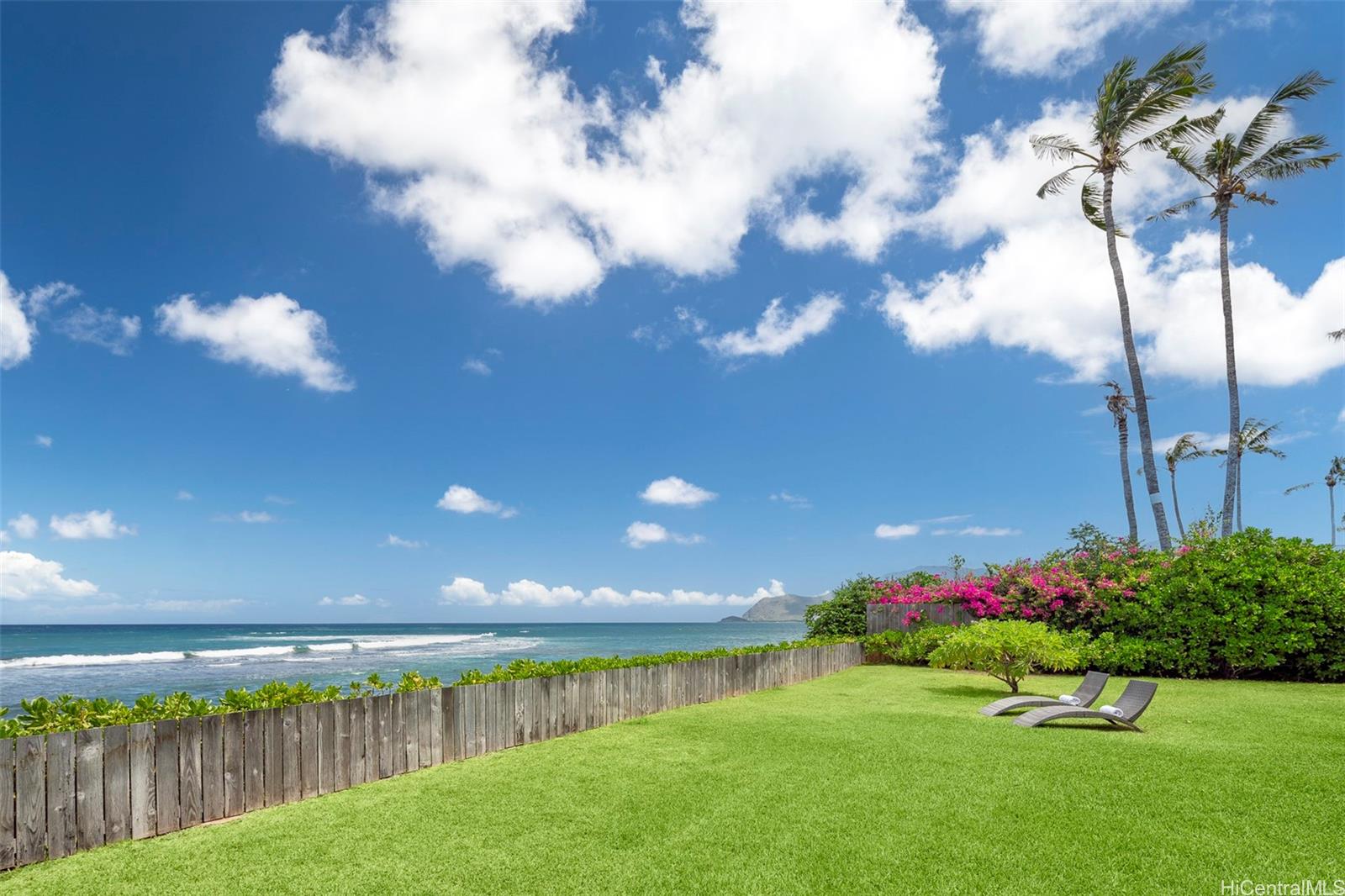 87-835  Farrington Hwy Maili, Leeward home - photo 2 of 25