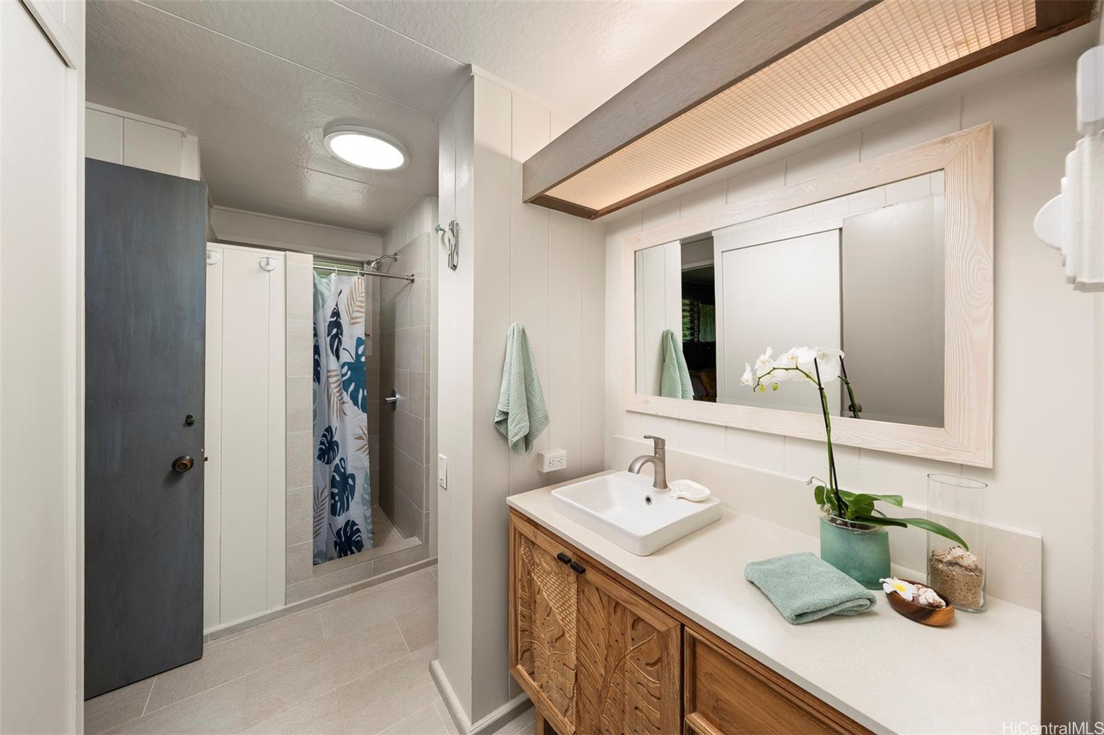 87-835  Farrington Hwy Maili, Leeward home - photo 20 of 25