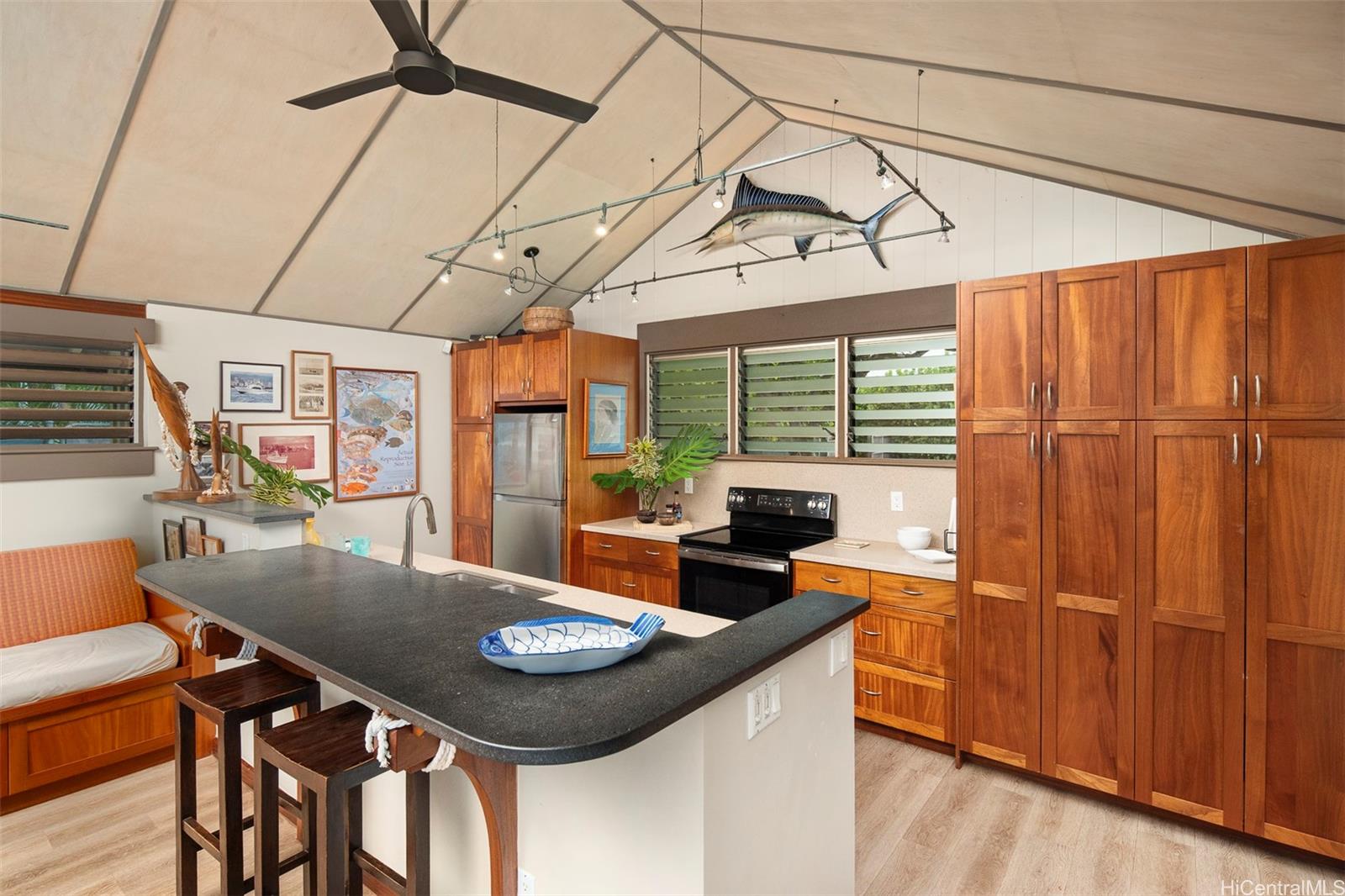 87-835  Farrington Hwy Maili, Leeward home - photo 9 of 25