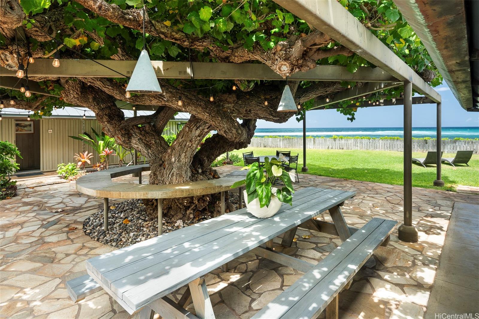 87-835  Farrington Hwy Maili, Leeward home - photo 10 of 25