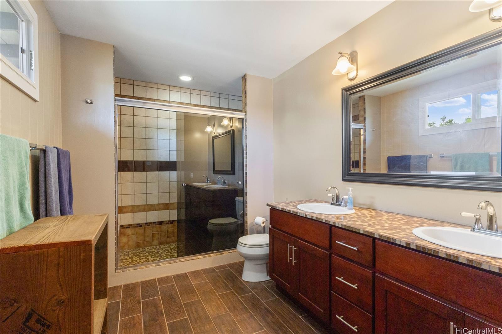 87-866  Hakeakea Street Maili, Leeward home - photo 14 of 21