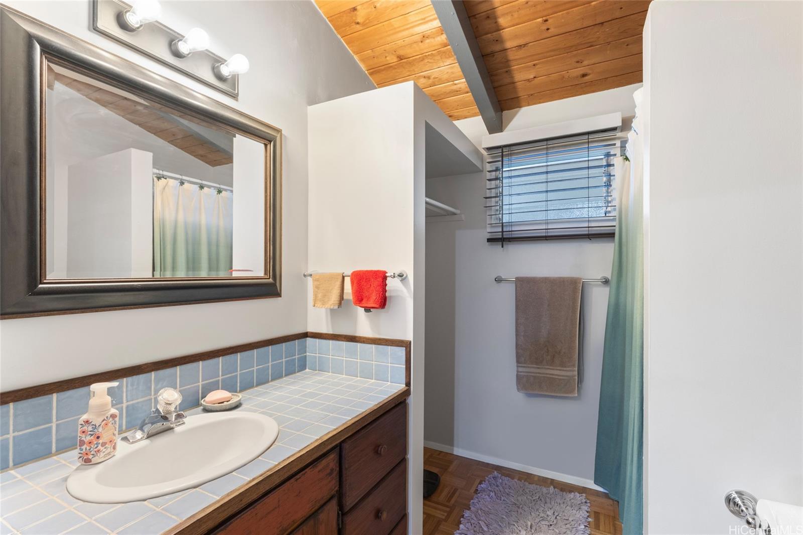 87-866  Hakeakea Street Maili, Leeward home - photo 20 of 21